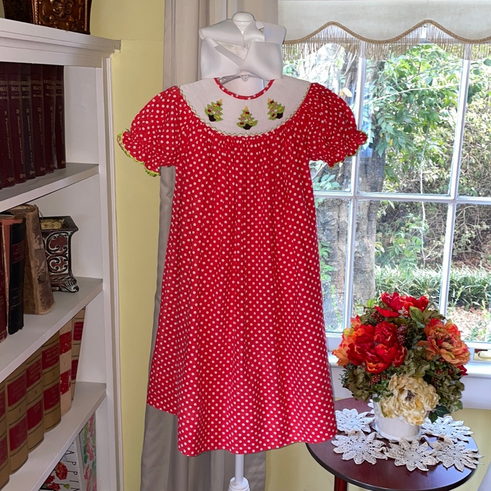 Girls Castles & Crowns Boutique Classic Smocked Christmas Tree Dress Size 5